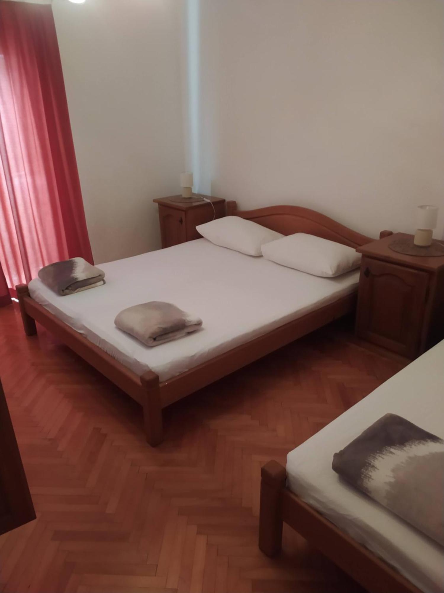 Apartments Ticinovic 奥米什 外观 照片