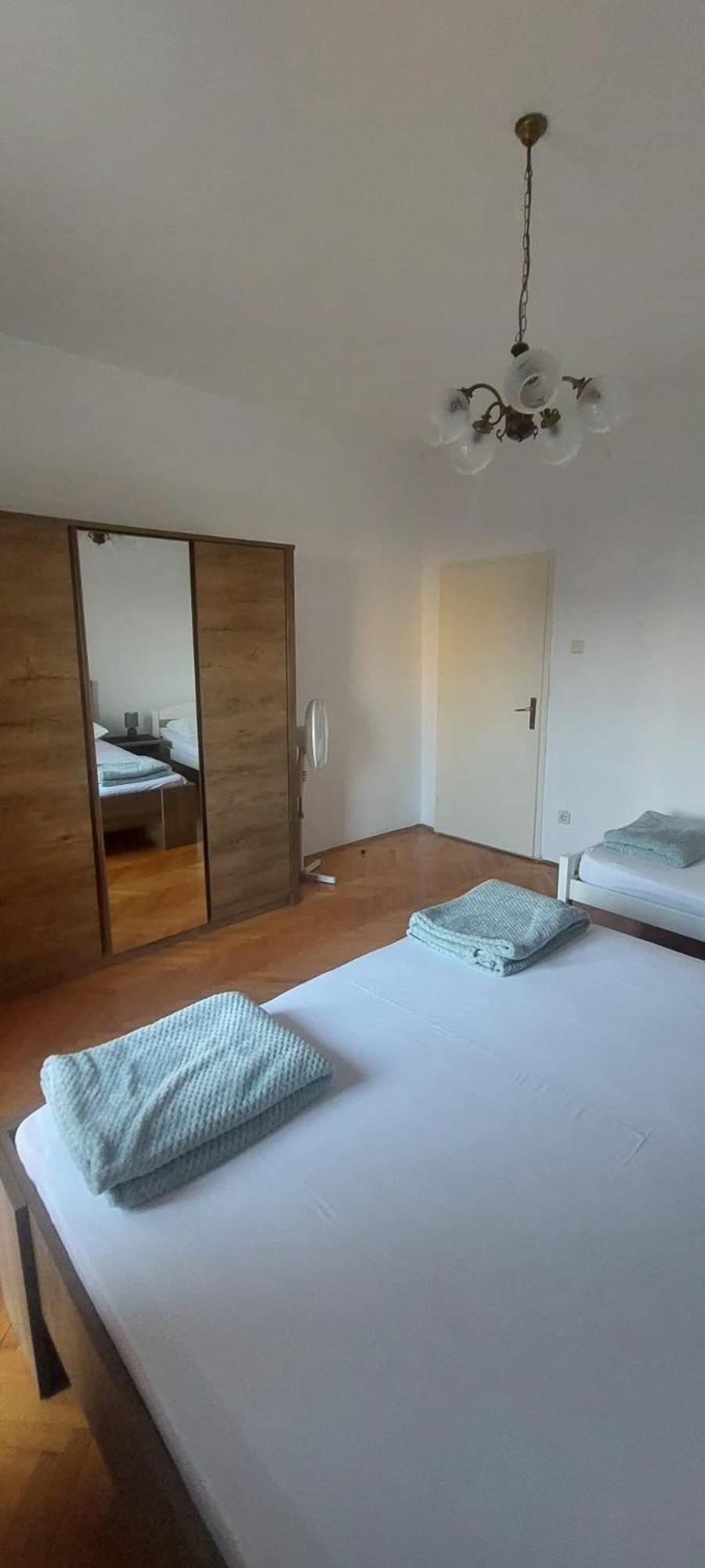 Apartments Ticinovic 奥米什 外观 照片