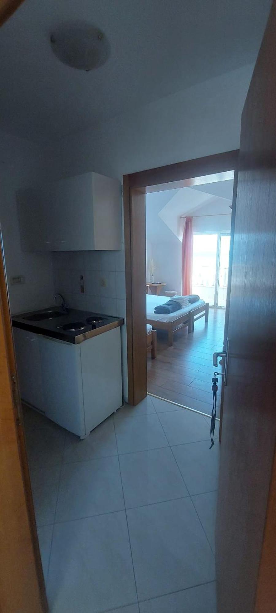 Apartments Ticinovic 奥米什 外观 照片